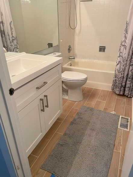 Building Photo - 1122 Regency Dr
