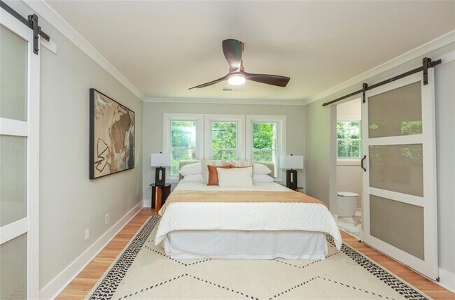 Building Photo - 2908 N Hills Dr NE