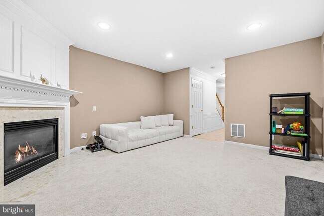 Building Photo - 13967 Gill Brook Ln