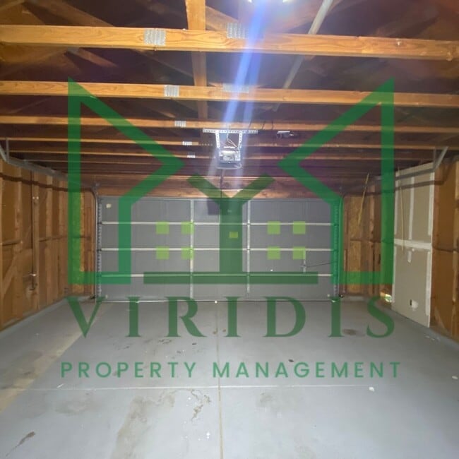 Building Photo - 4747 Shadow Stone St