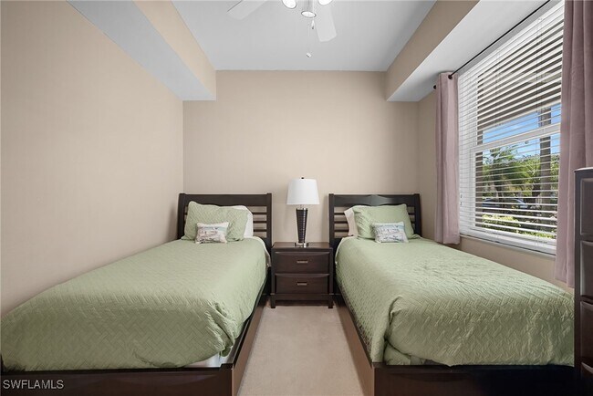 Building Photo - 10285 Heritage Bay Blvd