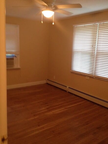 Building Photo - 203 Brookside Drive