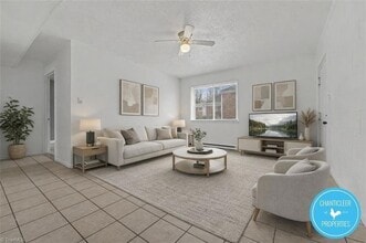 Building Photo - 1504 Autumn Dr