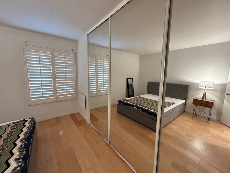 Building Photo - 1125 Pico Blvd