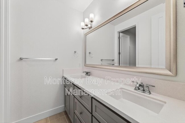 Building Photo - 2798 Telegraph Blvd