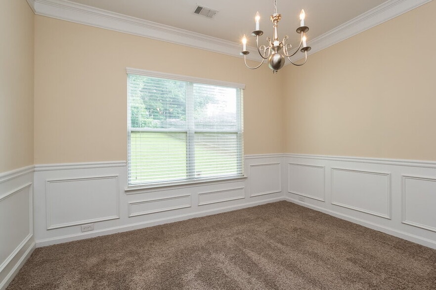 Building Photo - 1260 Red Cedar Trail
