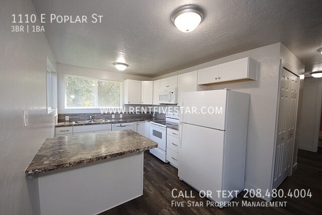 Building Photo - Five Star Property Management