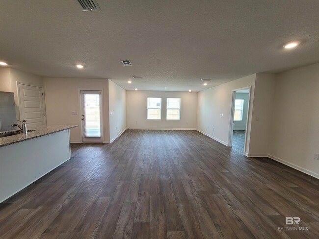 Building Photo - 14693 Dayton Cir