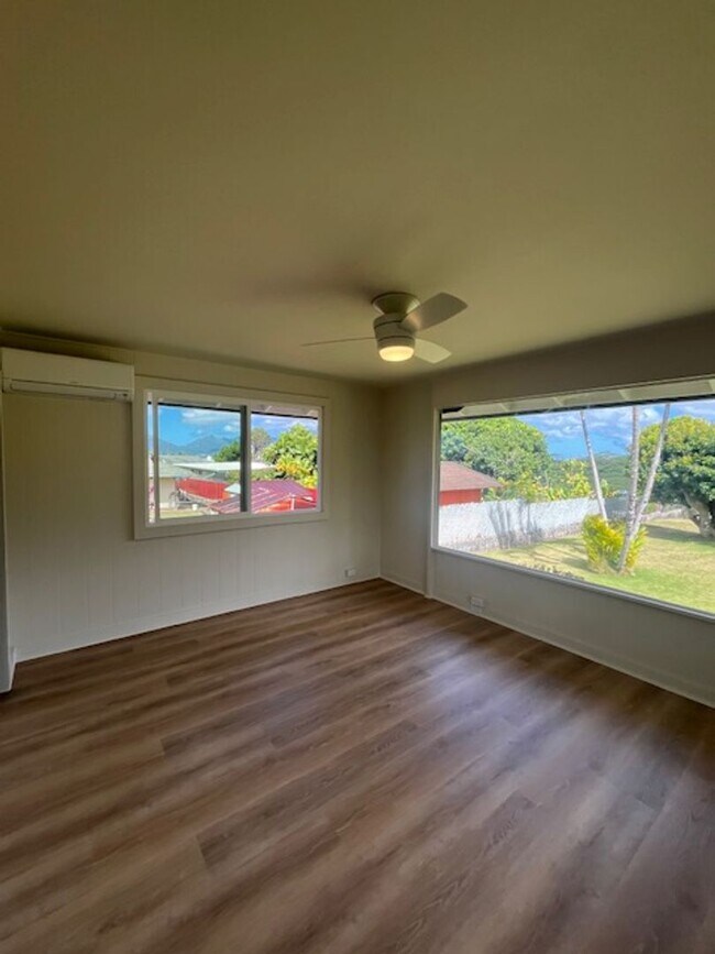 Building Photo - Stunning Newly Renovated Rim Lot in Wahiaw...