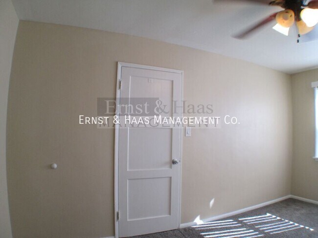 Building Photo - 4531 N Banner Dr