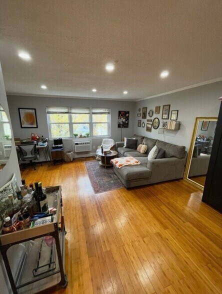 Building Photo - 210 Bergenline Ave