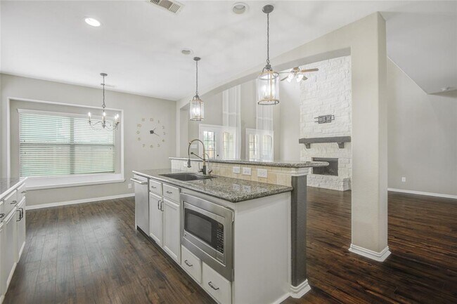 Building Photo - 7238 Thelfor Ct