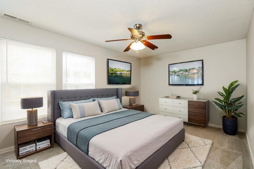 Building Photo - 1907 Dunsmore Ln