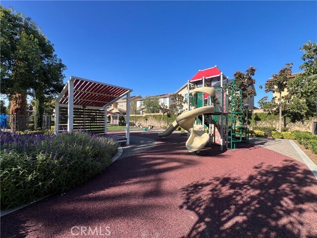 Building Photo - 4917 S Avocado Trail
