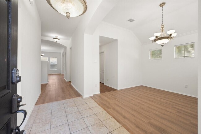 Building Photo - 4111 Kite Ln