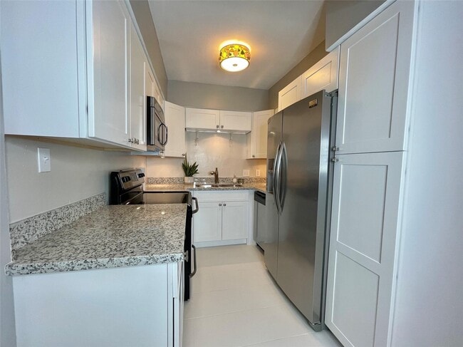 Building Photo - 2601 Bellefontaine St