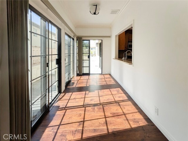 Building Photo - 227 S Madison Ave