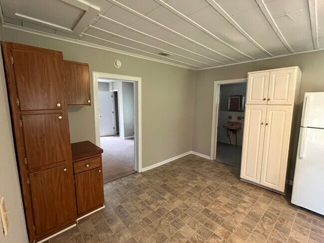 Building Photo - 16927 US-80