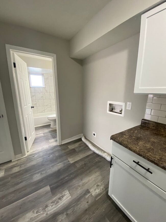 Building Photo - 3309 Roosevelt Blvd