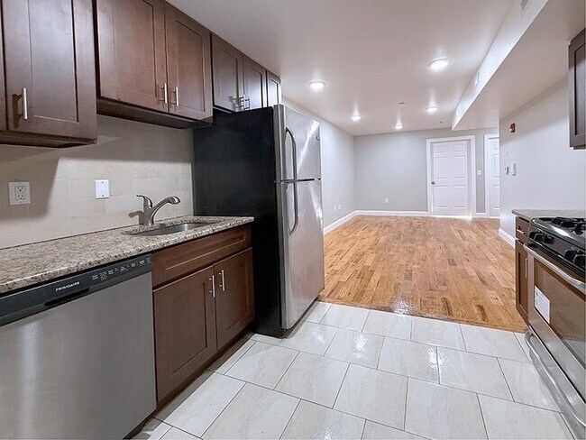 Building Photo - 381 Communipaw Ave