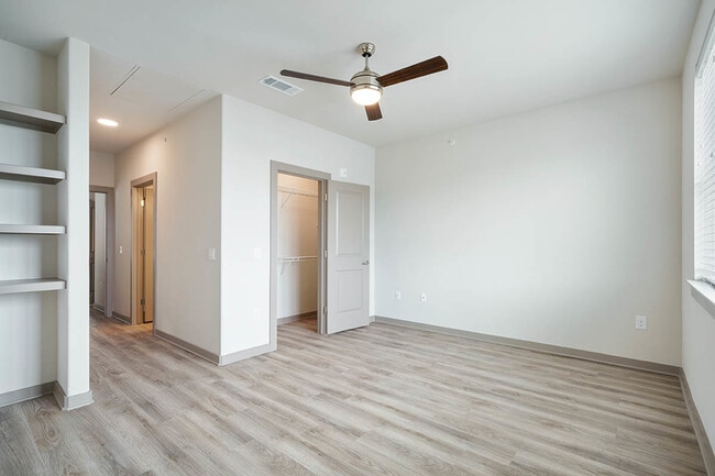 Horizon Plus - Bedroom - unfurnished - Northside Apartments