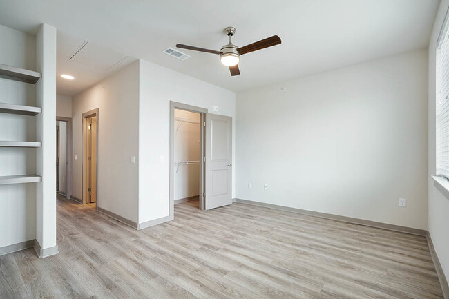 Horizon Smart - Bedroom - unfurnished - Northside Apartments