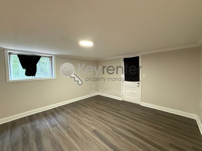 Building Photo - 4630 Sherry Ln