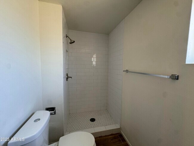 Building Photo - 1718 W Oraibi Dr
