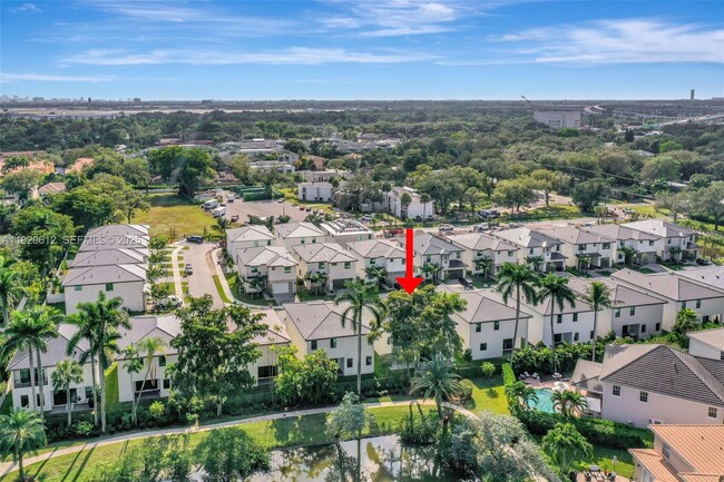 Building Photo - 1427 SW 23rd St