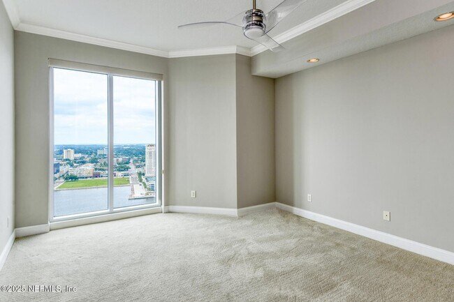 Building Photo - 1431 Riverplace Blvd