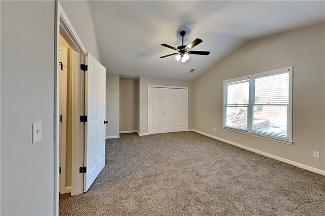 Building Photo - 2101 Chatou Pl