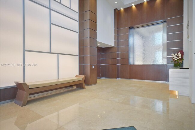 Building Photo - 4775 Collins Ave