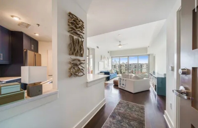 Building Photo - 1100 Howell Mill Rd NW