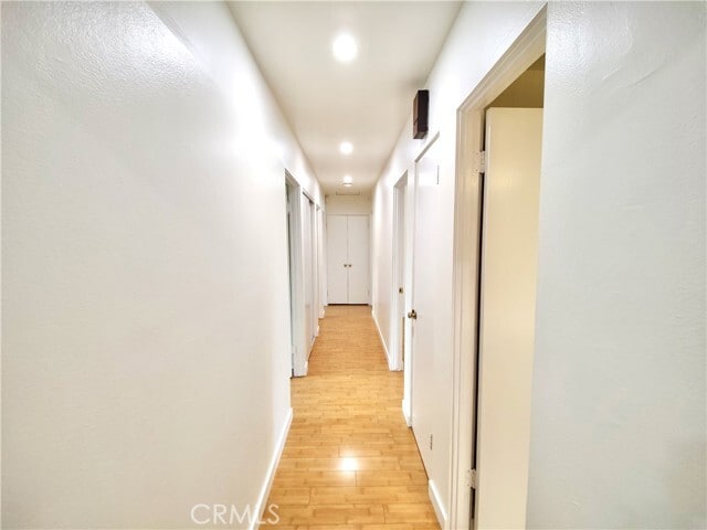 Building Photo - 1308 W Vine Ave