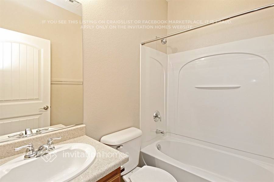 Building Photo - 2117 Puffer Beach Ct
