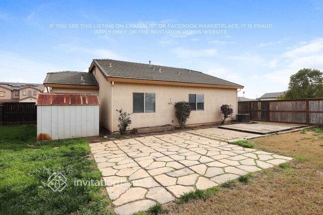 Building Photo - 5548 Seedling Way