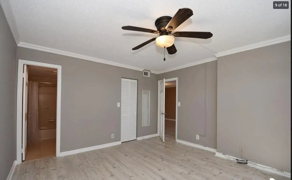 Master Bedroom - 4501 NE 21st Ave
