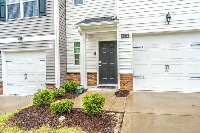 Building Photo - 3103 Alibird Ln