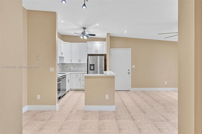 Building Photo - 9487 W McNab Rd