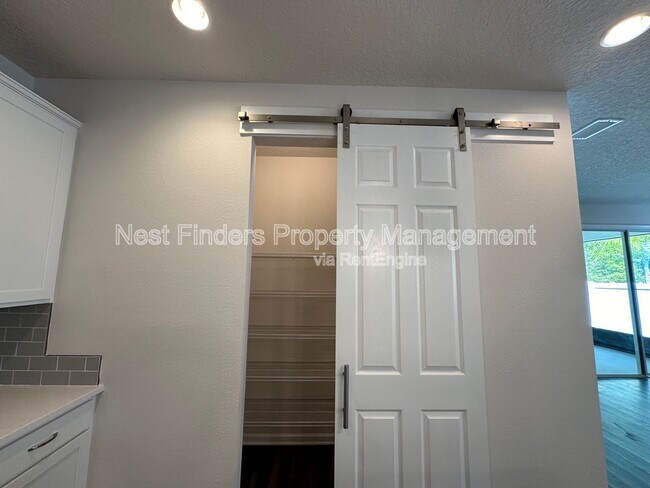 Building Photo - 282 Little Bear Run