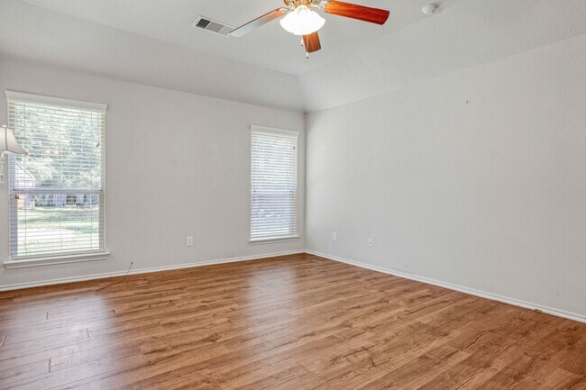 Building Photo - 1601 Katydid Ct