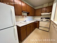 Building Photo - 2 bedroom/ 1 bath apartment in Whitewater, WI