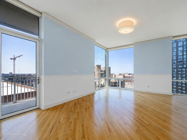 Building Photo - 170 W Polk St