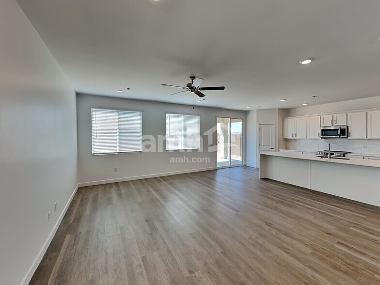 Building Photo - 9672 N Rancho Lozano