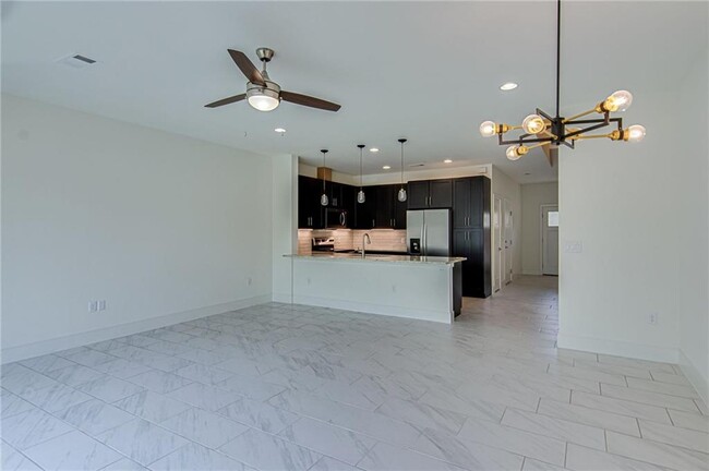 Building Photo - 103 Conservation Dr