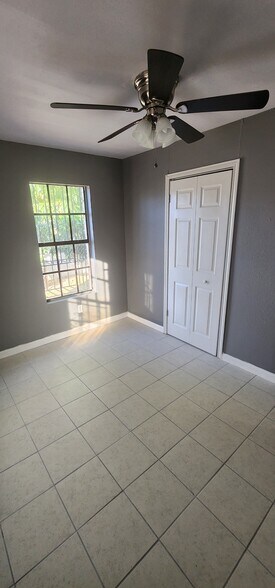 Building Photo - 1328 Andrews St