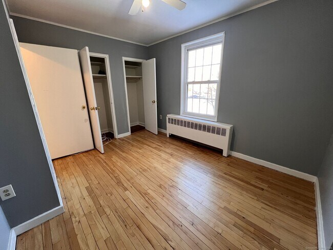 Building Photo - 226 Pennsylvania Ave