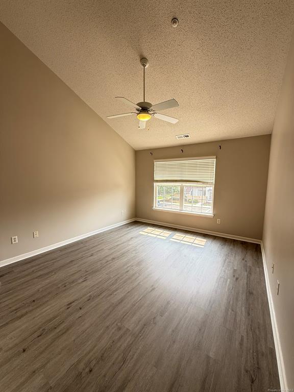 Building Photo - 1710 Duntrune Glen