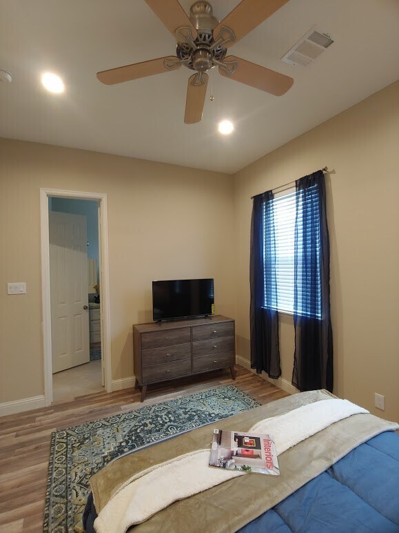 Building Photo - 4926 Weeping Willow Rd