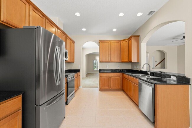 Building Photo - 11303 Village Brook Dr